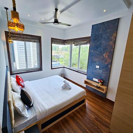 Premium Chalet Lonavala Luaran gambar