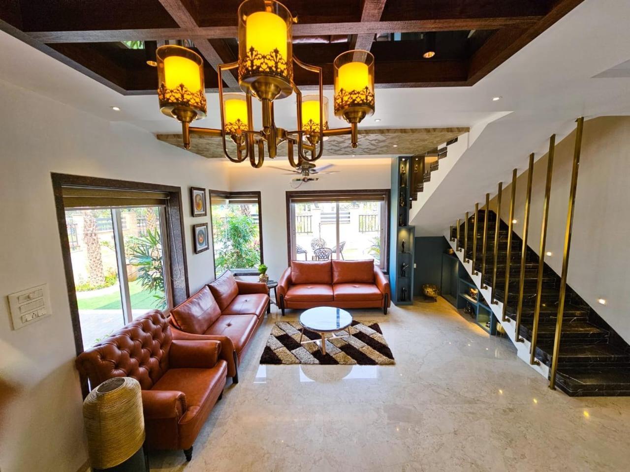 Premium Chalet Lonavala Luaran gambar